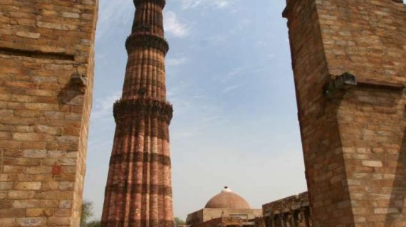 Qutub-Minar-New-Delhi-Golden-Triangle-Tour-960x1149